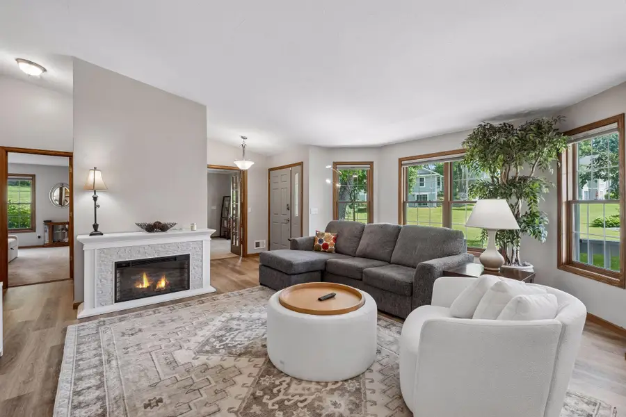 1729 Donegal Drive, Woodbury, MN 55125 - #3