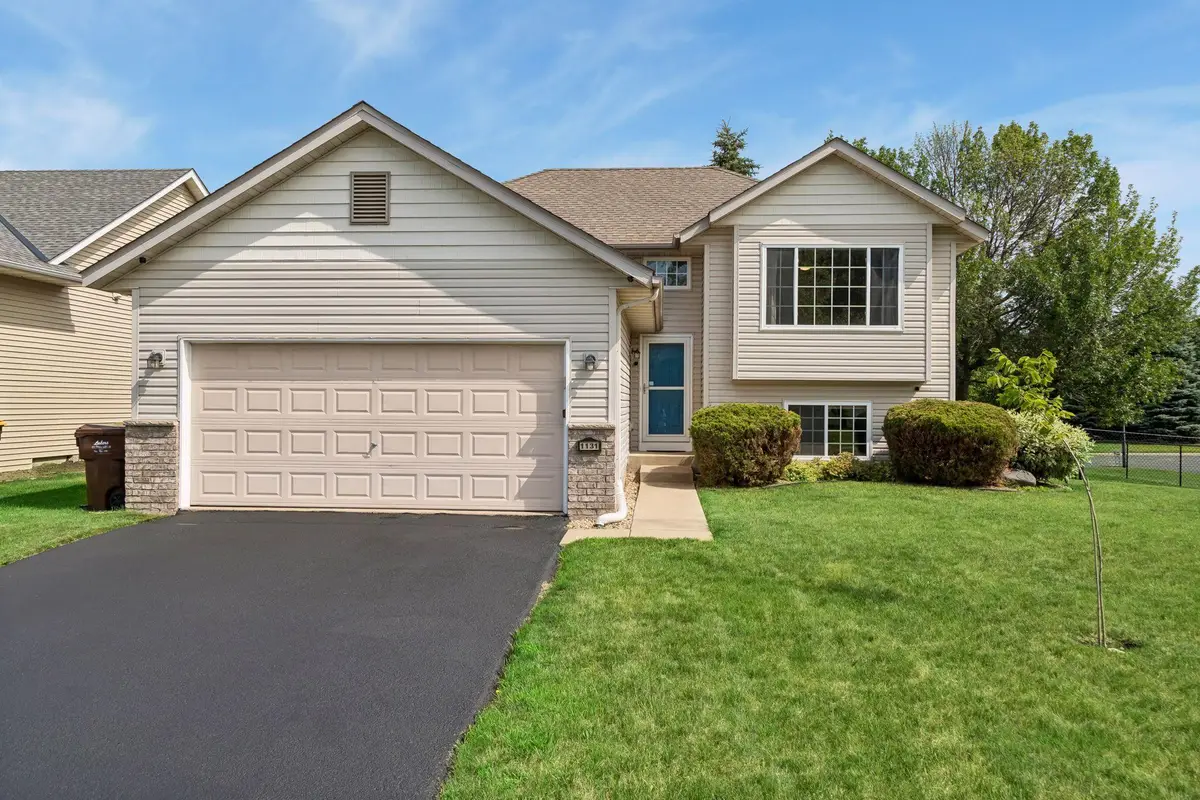 1131 Village Street Se, New Prague, MN 56071 - #1