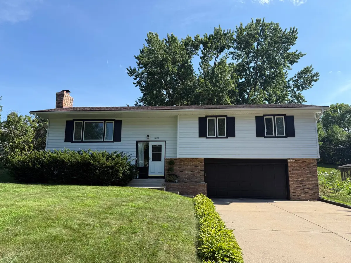1880 Gold Trail, Eagan, MN 55122 - #1