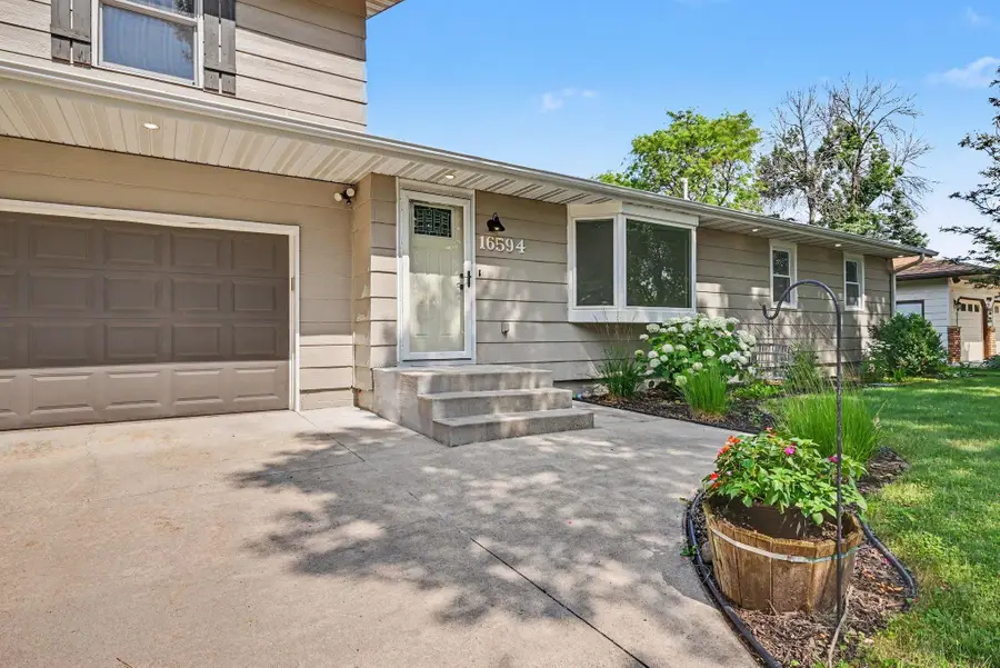16594 Galena Avenue W, Rosemount, MN 55068 - #2