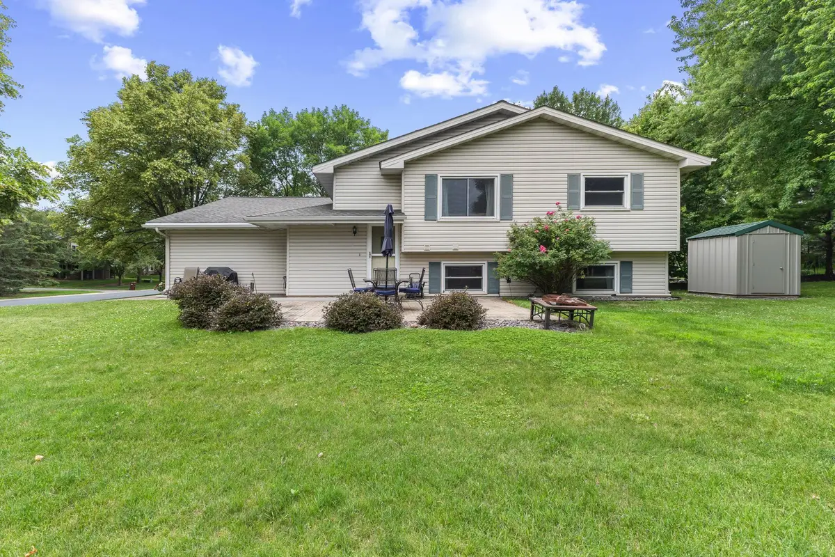 13612 86th Avenue N, Maple Grove, MN 55369 - #1