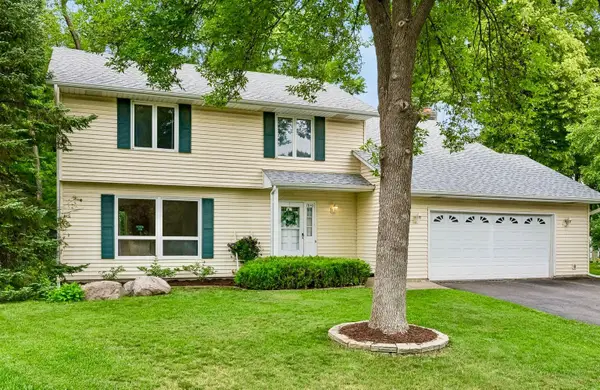7840 W 100th Street, Bloomington, MN 55438