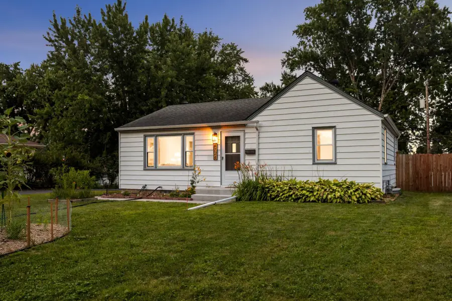 4724 Nevada Avenue N, Crystal, MN 55428 - #2