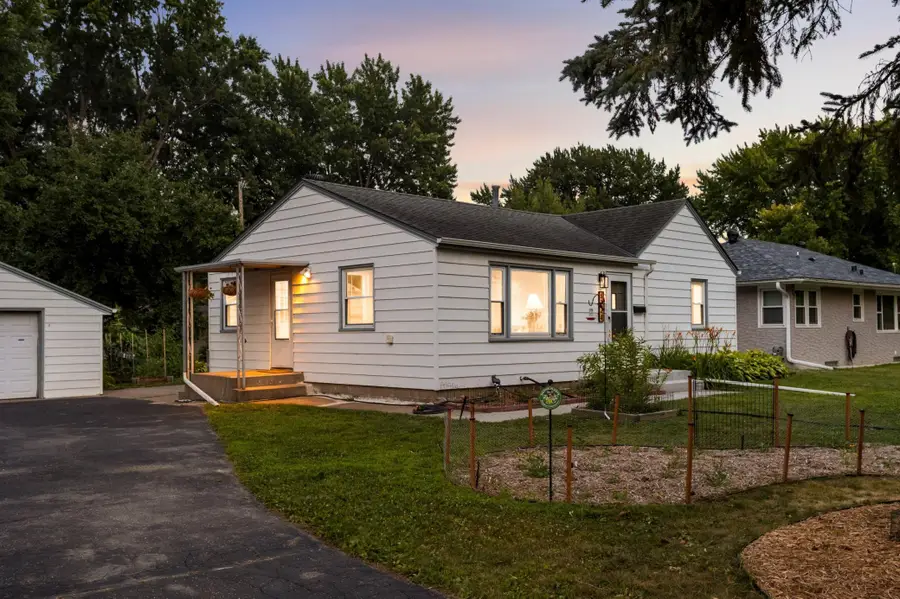 4724 Nevada Avenue N, Crystal, MN 55428 - #3