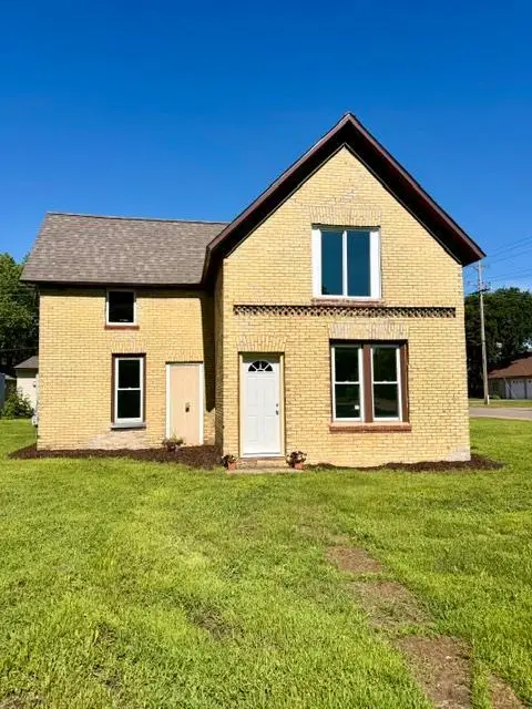 715 5th Street Ne, Little Falls, MN 56345 - #2
