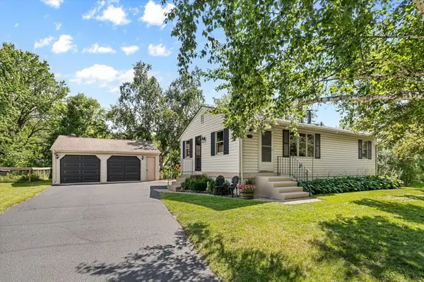 736 Lasso Lane, Eagan, MN 55123