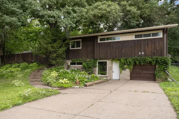 89 Flandrau Place, Saint Paul, MN 55106