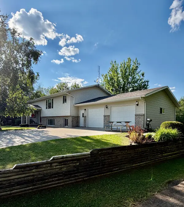 34063 310th Street, Roseau, MN 56751
