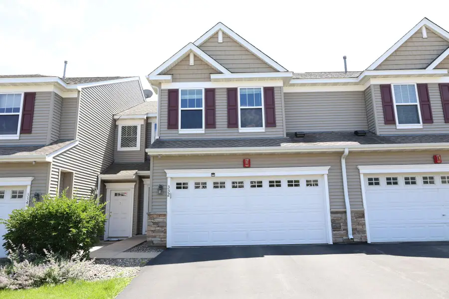 332 Orendorff Way Ne, Columbia Heights, MN 55421 - #2