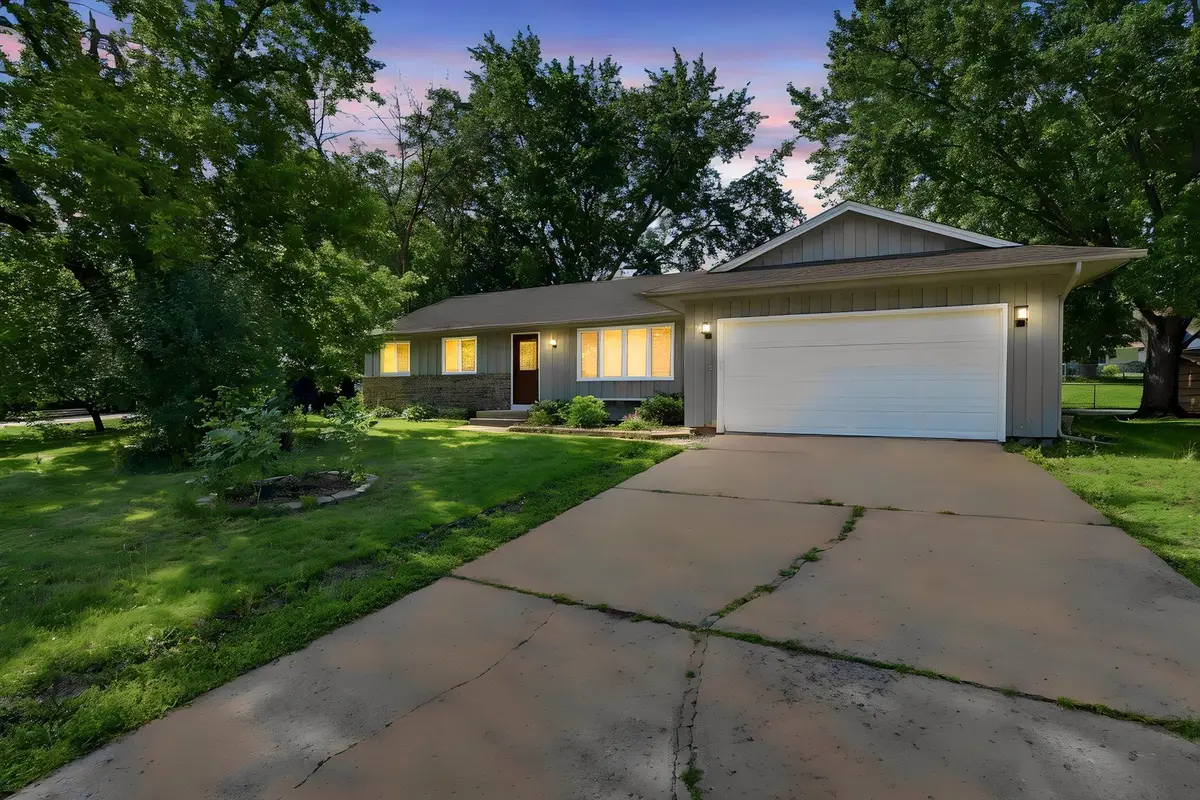 916 Whitney Drive, Apple Valley, MN 55124 - #1