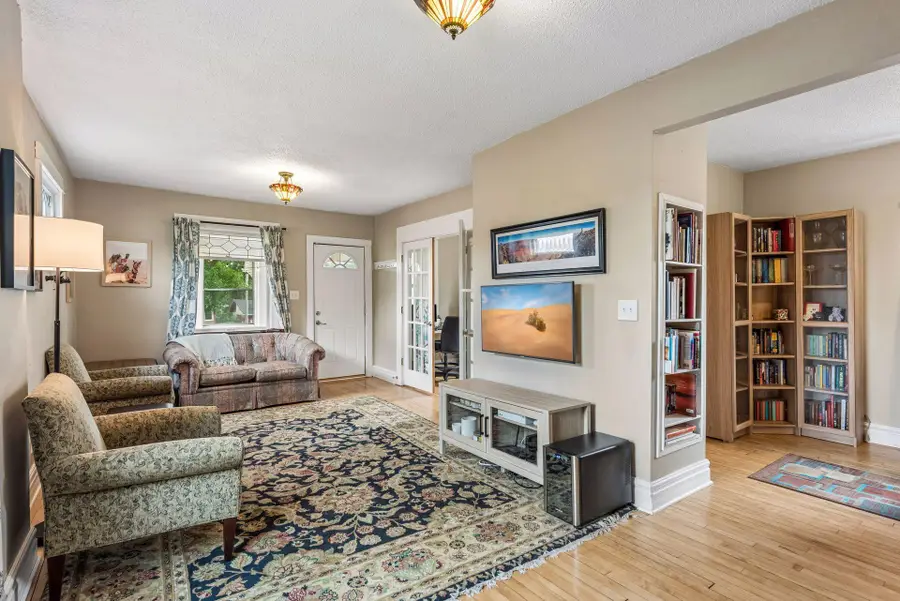 992 Bellows Street, West Saint Paul, MN 55118 - #3