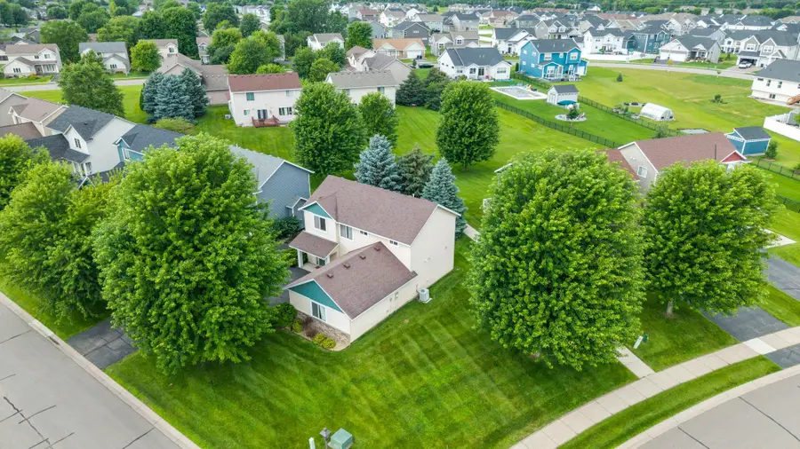 1685 Philipp Way, Shakopee, MN 55379 - #2