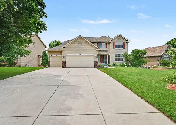 2466 Lone Eagle Trail, Woodbury, MN 55129