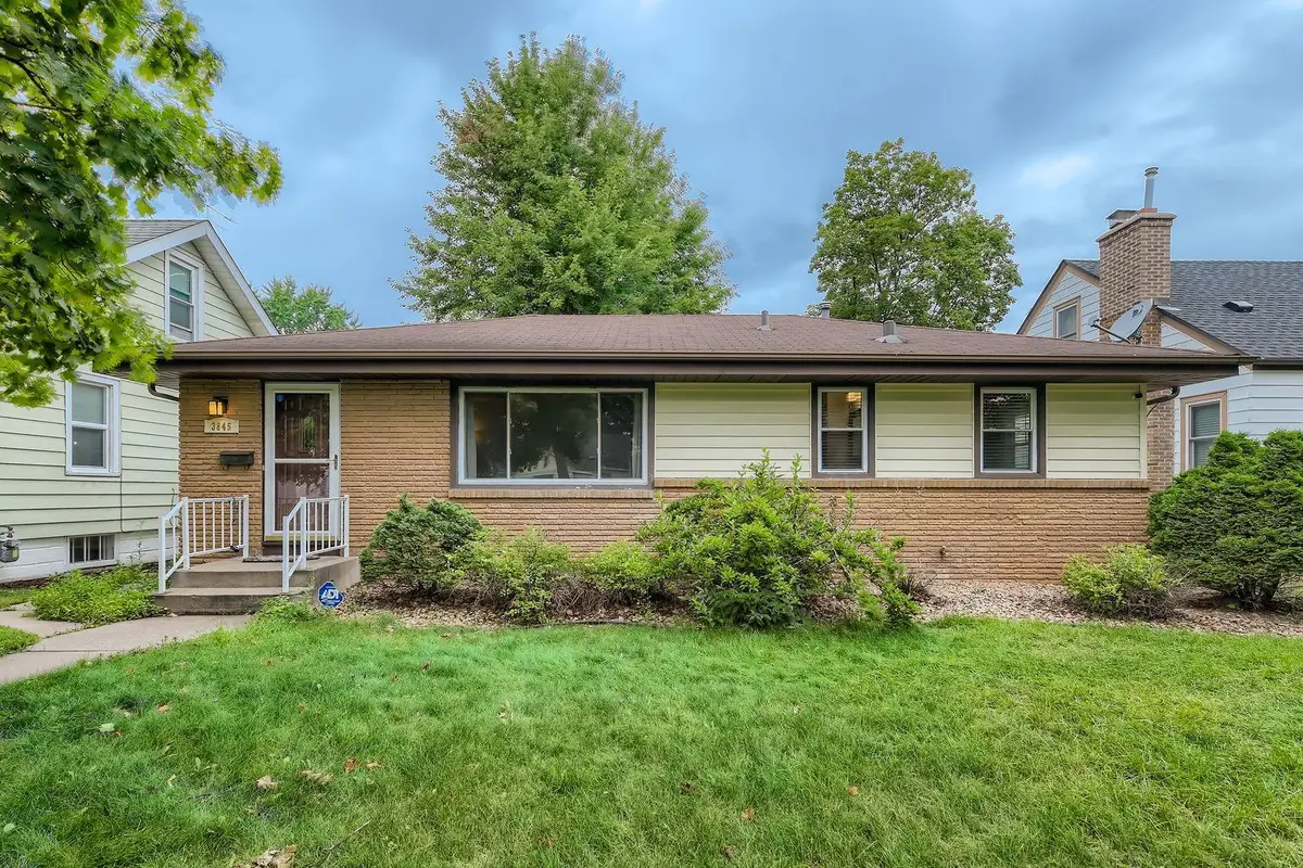3845 Vera Cruz Avenue N, Robbinsdale, MN 55422 - #1
