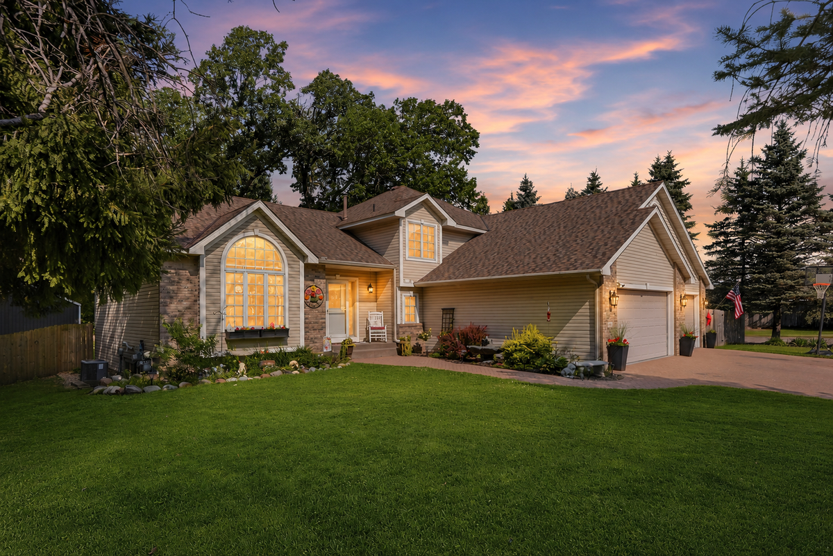 5790 Newgate Avenue N, Stillwater, MN 55082 - #1