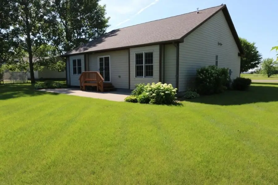 621 6th Street Ne, Perham, MN 56573 - #3