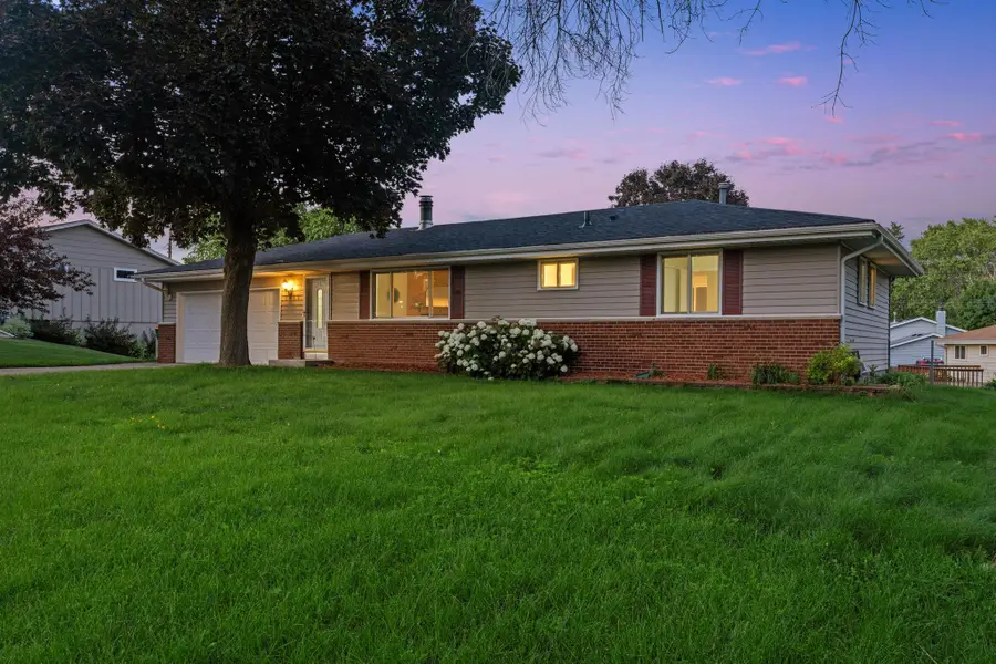 6540 Zealand Avenue N, Brooklyn Park, MN 55428 - #2