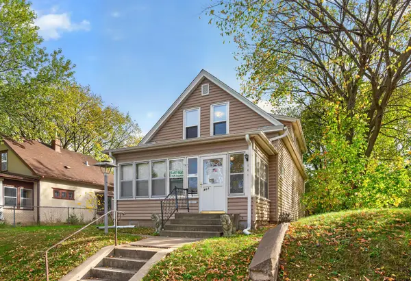 864 Case Avenue, Saint Paul, MN 55106
