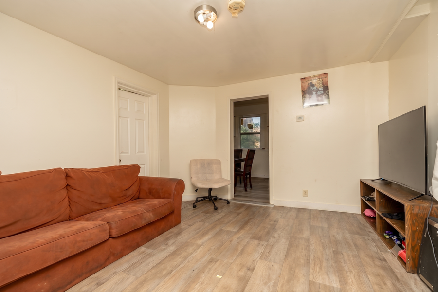 2115 5th Street Ne, Minneapolis, MN 55418 - #3