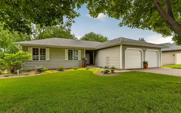 4510 Lincoln Lane Nw, Rochester, MN 55901