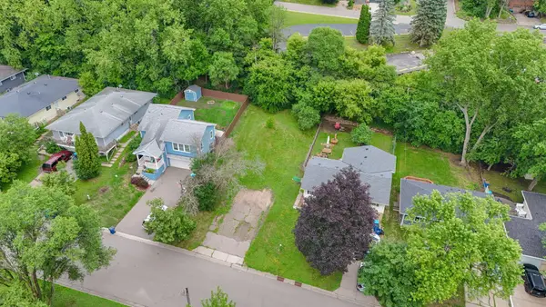 3204 Grimes Avenue N, Robbinsdale, MN 55422