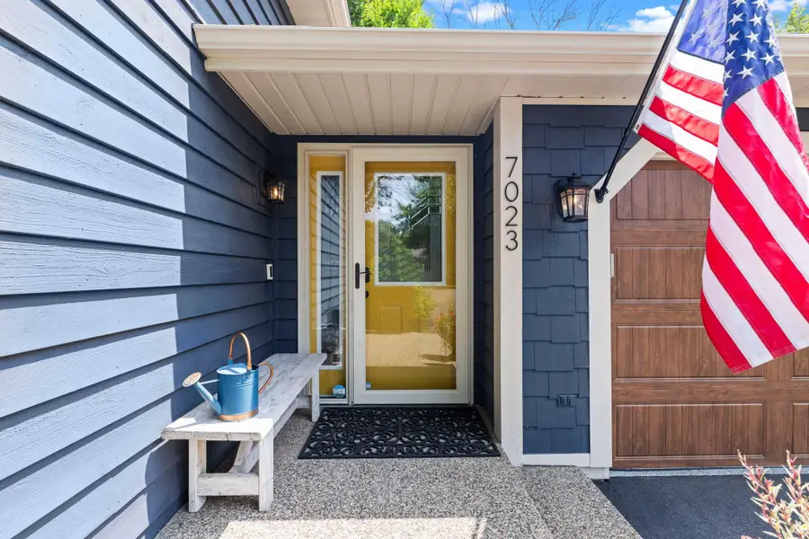 7023 Park View Lane, Eden Prairie, MN 55346 - #3