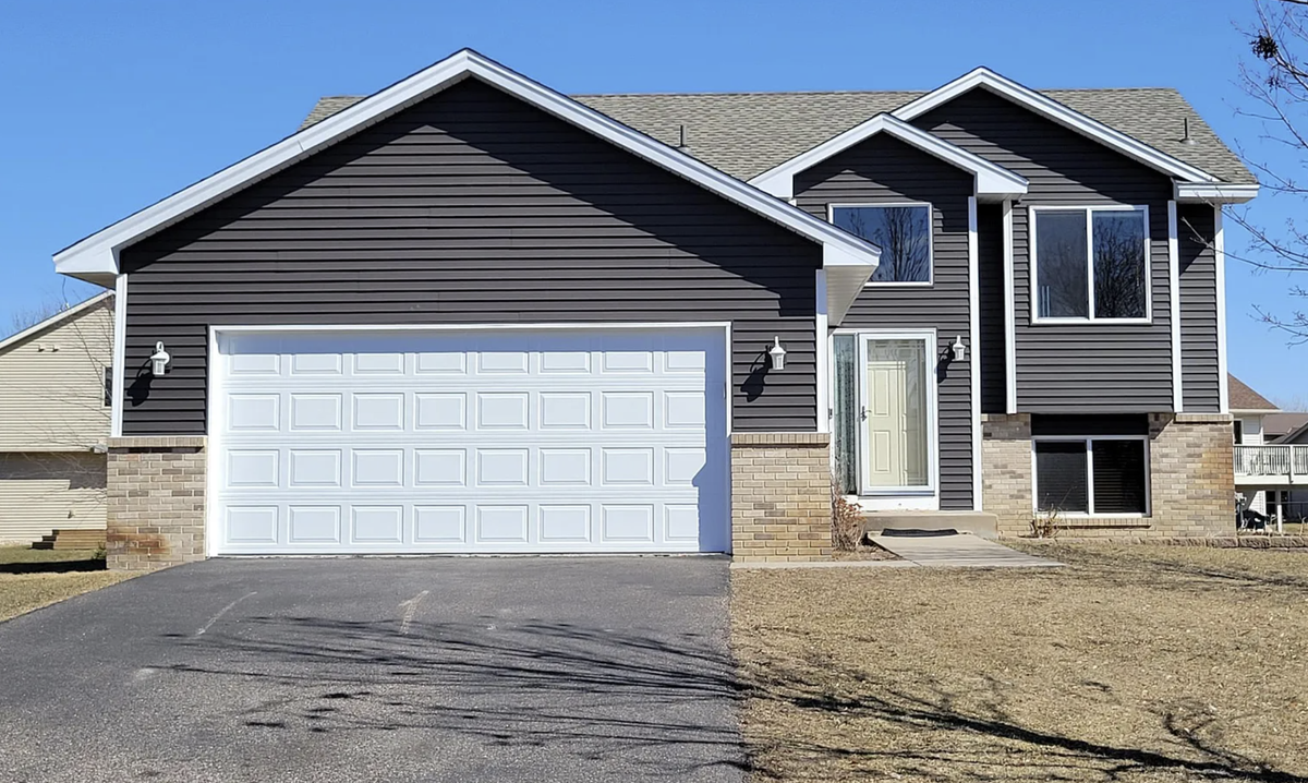 7776 Large Avenue Ne, Albertville, MN 55301 - #1