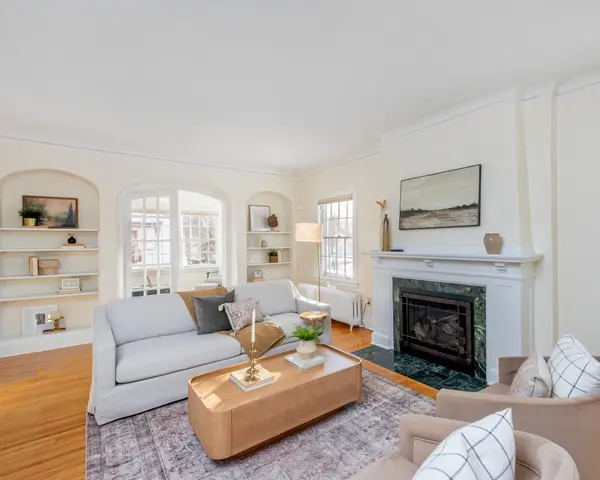 1917 Summit Avenue #2, Saint Paul, MN 55105