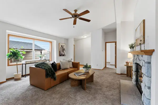 1534 Larpenteur Avenue E, Saint Paul, MN 55109