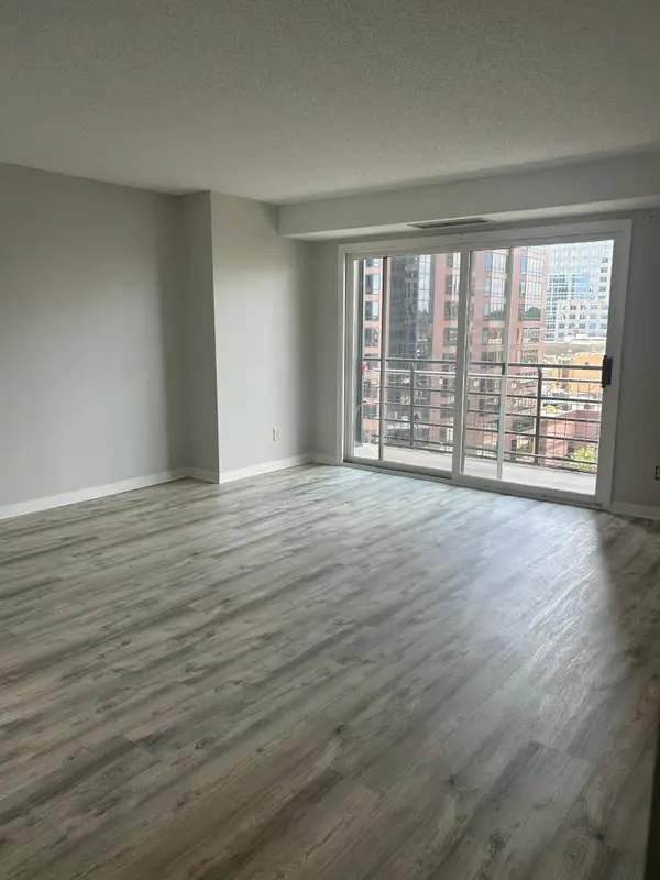 66 9th Street E #1305, Saint Paul, MN 55101