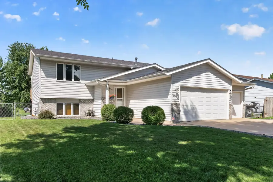 3511 W Mineral Pond Boulevard, Anoka, MN 55303 - #2