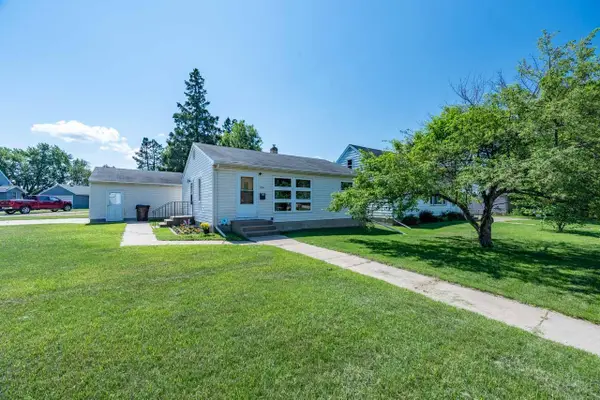 2714 Diane Lane, Hibbing, MN 55746