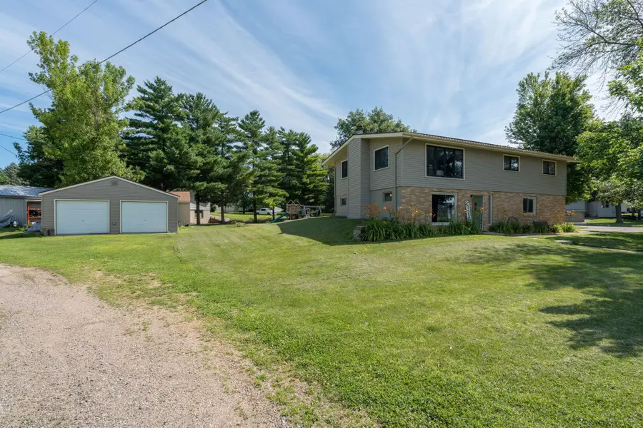 712 Pine Street, Nicollet, MN 56074 - #3