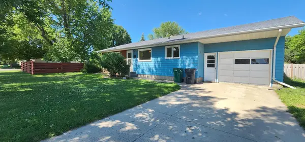601 N Bruce Street, Marshall, MN 56258
