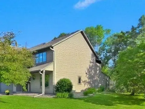 15635 41st Avenue N, Plymouth, MN 55446 - #2