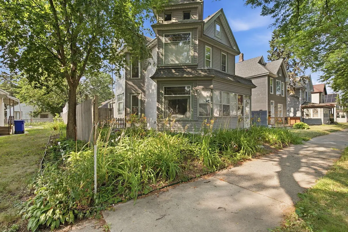 852 Jessamine Avenue E, Saint Paul, MN 55106 - #1
