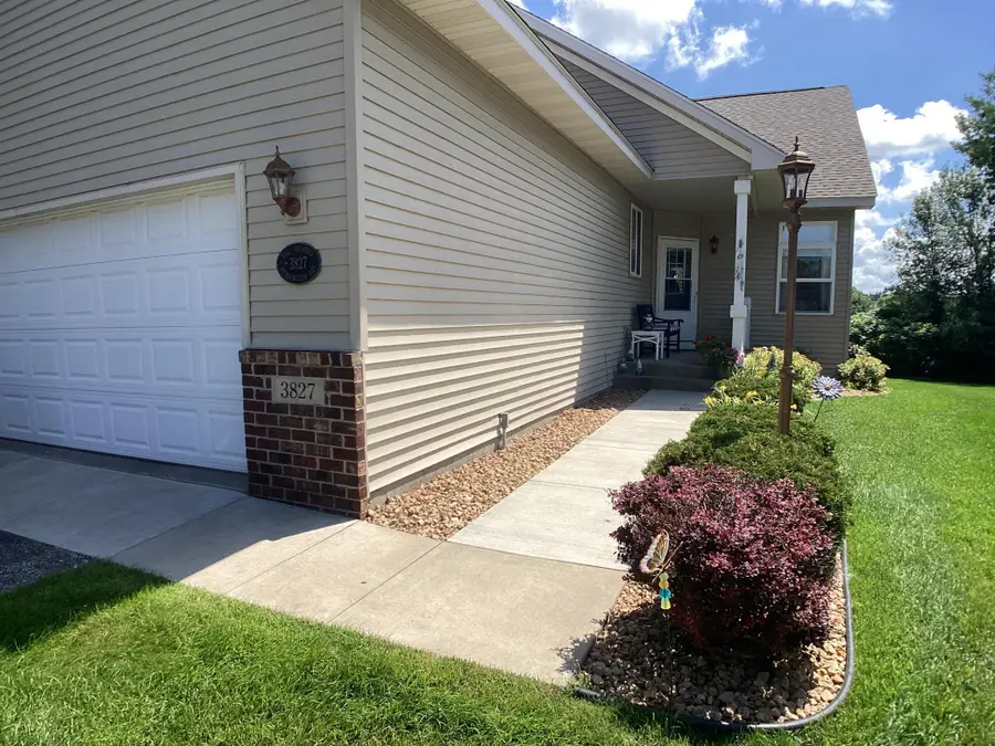 3827 Meadowview Way, Saint Bonifacius, MN 55375 - #2