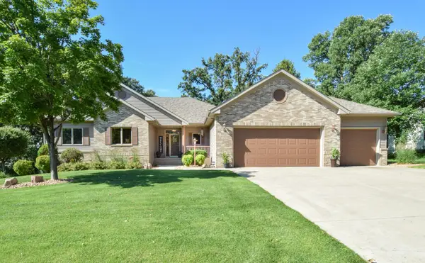 1150 Oakcrest Drive, Sauk Rapids, MN 56379