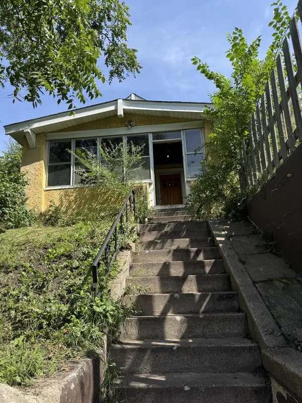 1615 7th Street E, Saint Paul, MN 55106