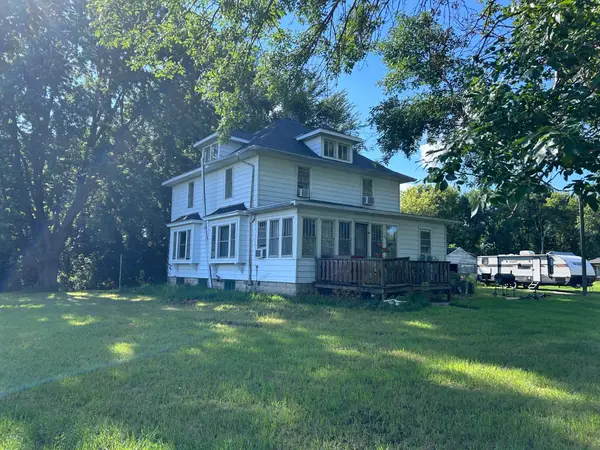 75750 340th Street, Saint James, MN 56081