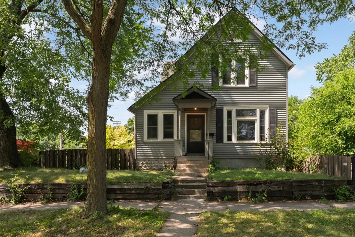 323 Erie Street, Saint Paul, MN 55102 - #1
