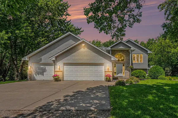7460 Odean Avenue Ne, Elk River, MN 55330