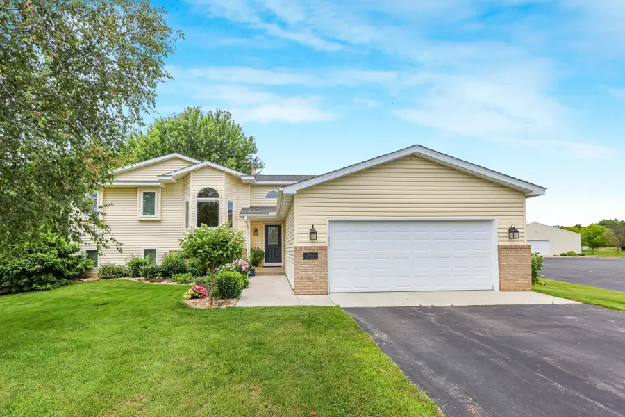 19823 Tiger Street Nw, Elk River, MN 55330 - #2
