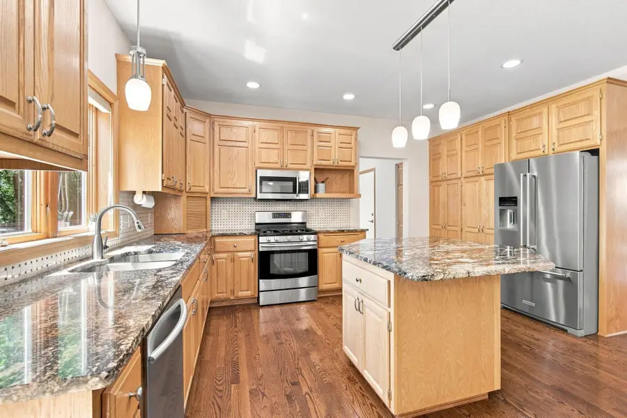 18129 Jarl Court, Lakeville, MN 55044 - #3
