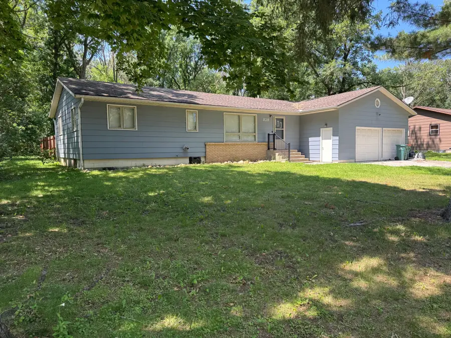 829 10th Street Sw, Wadena, MN 56482 - #2
