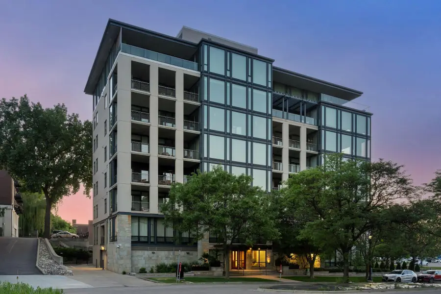 301 Kenwood Parkway #601, Minneapolis, MN 55403 - #2