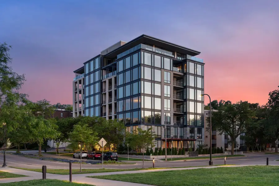 301 Kenwood Parkway #600, Minneapolis, MN 55403 - #2