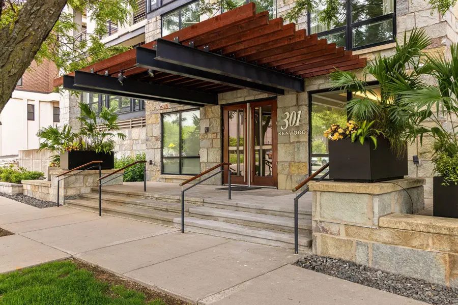 301 Kenwood Parkway #600, Minneapolis, MN 55403 - #3