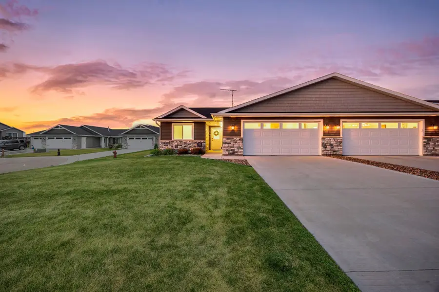885 Tall Grass Court, Wanamingo, MN 55983 - #3