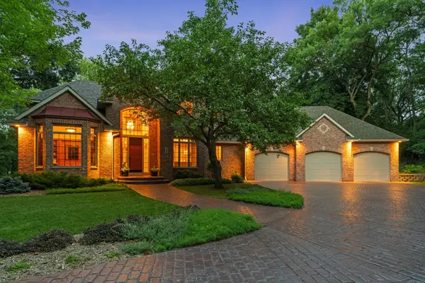 720 Timber Lane, Shoreview, MN 55126